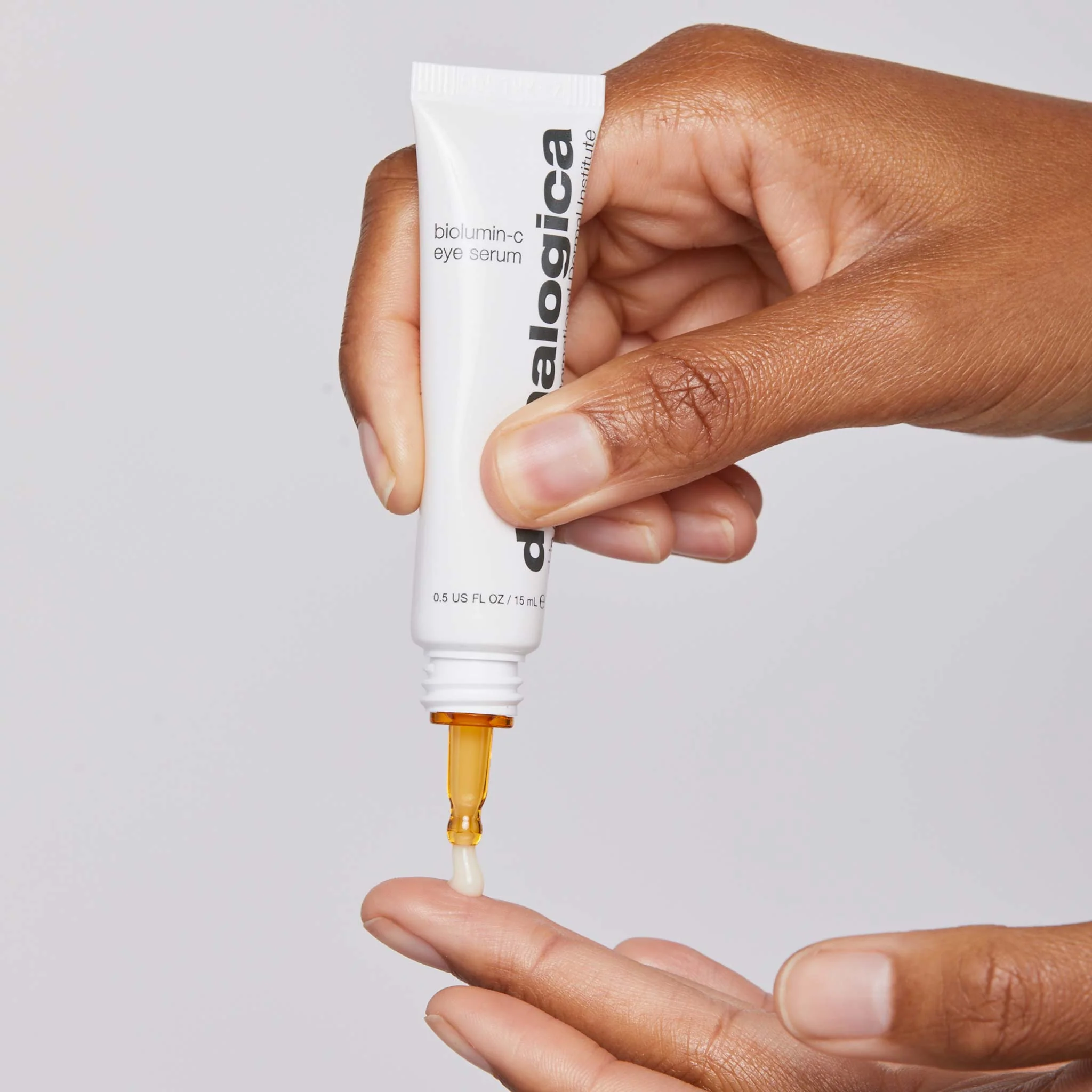 biolumin-c eye serum - deluxe sample - gift - Image 3
