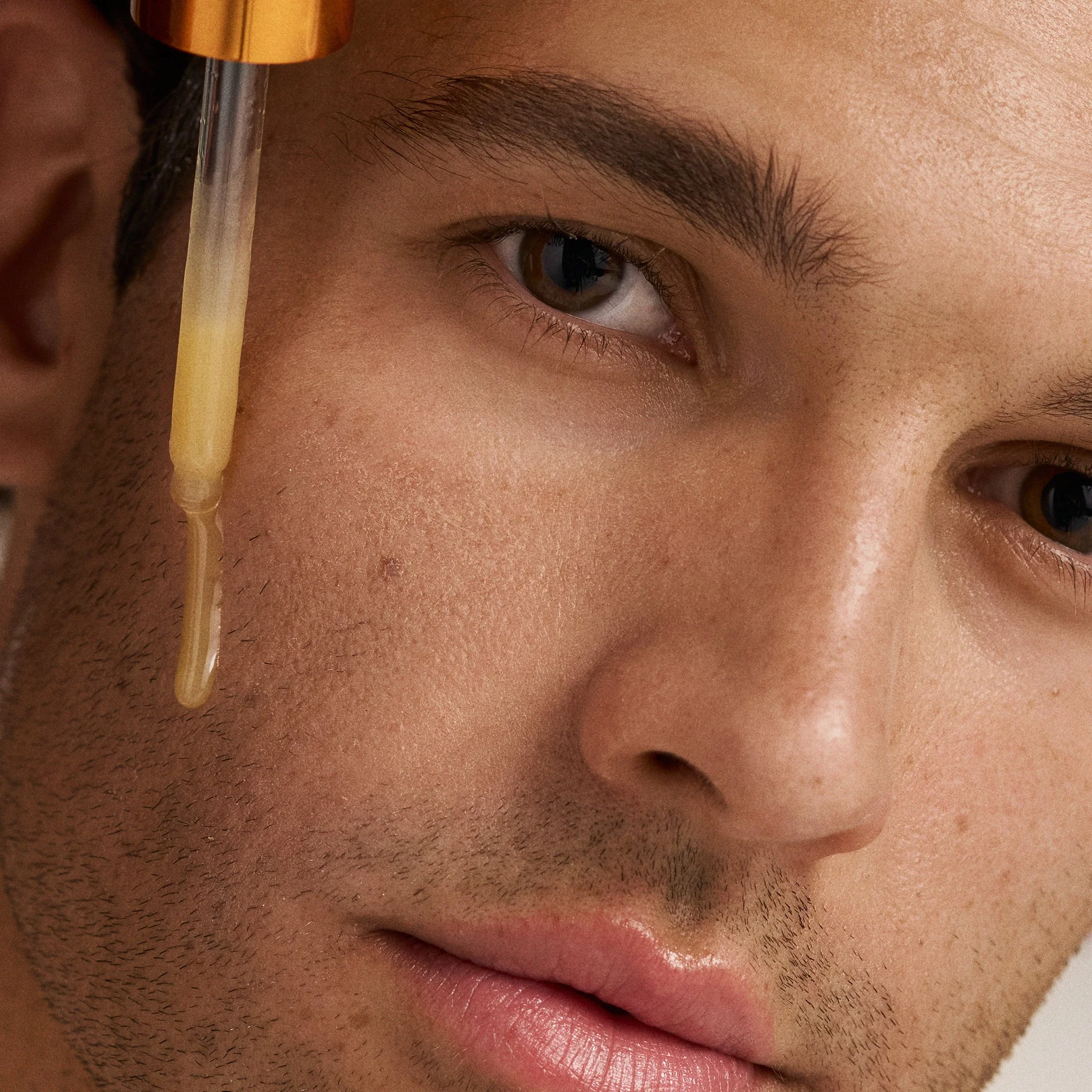 biolumin-c vitamin c serum - Image 3