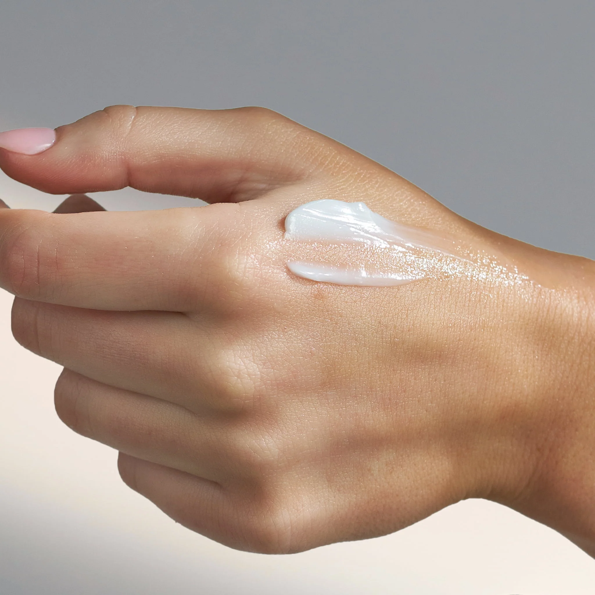 pro-collagen plumping + hydration set with gua sha - Image 3